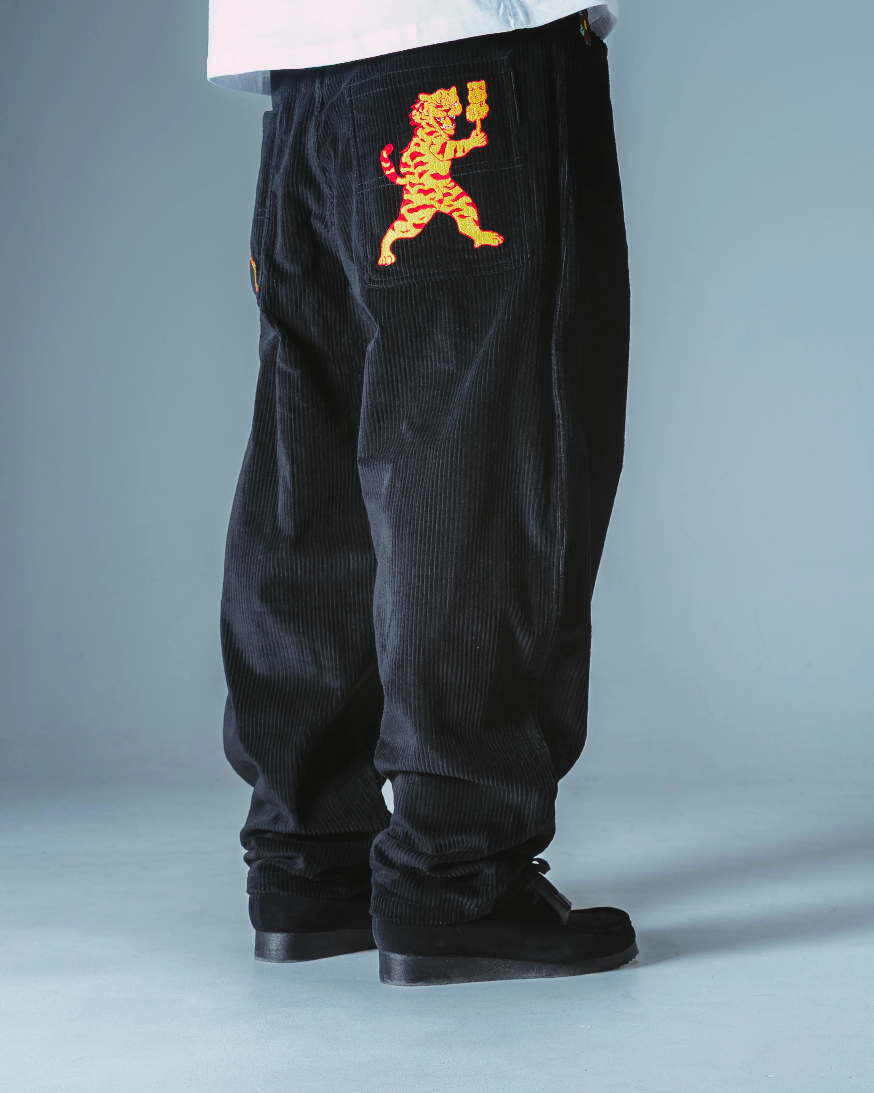 BAIJU CORDUROY BAGGY PANT - BLACK - Image 4
