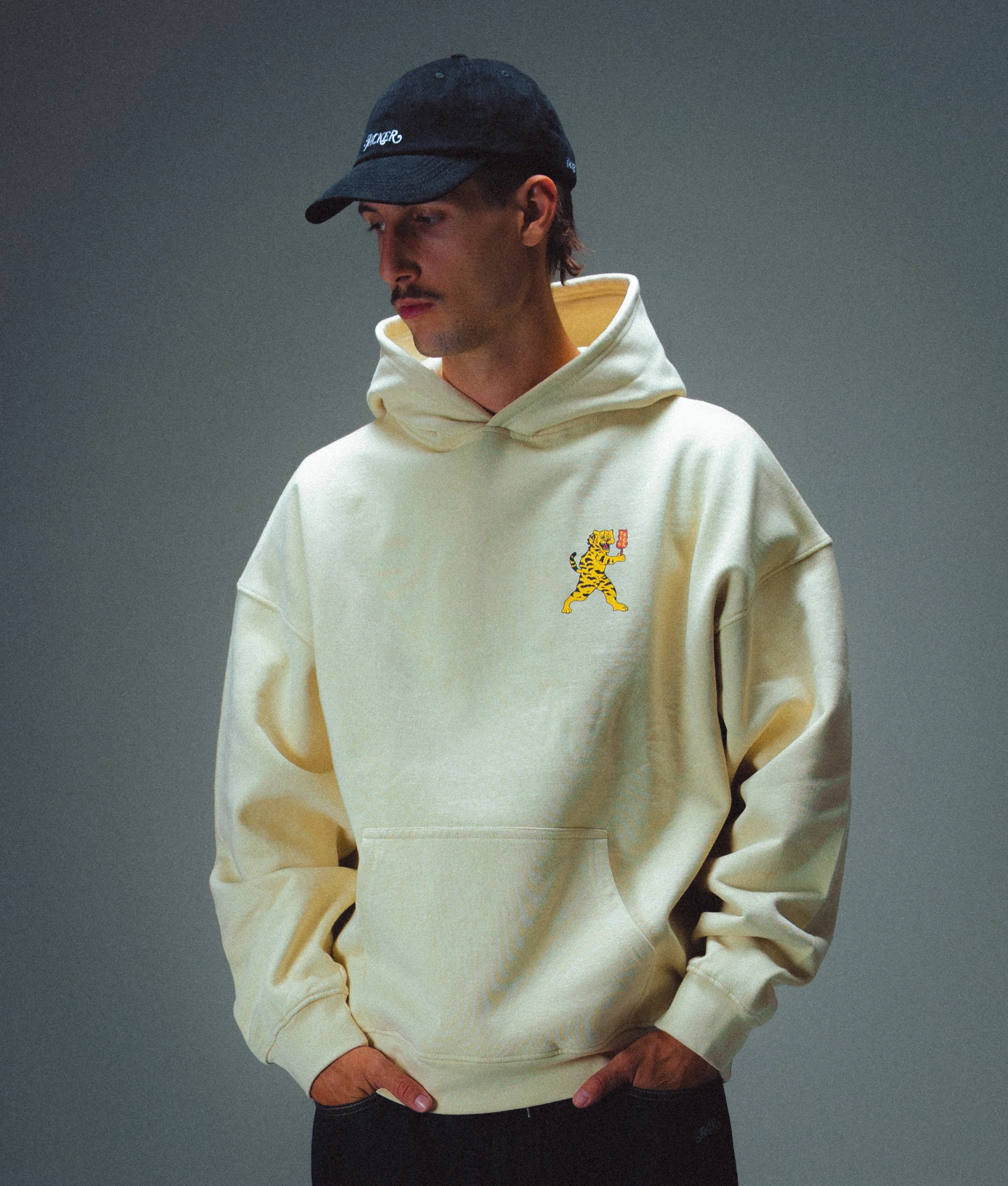 BAIJU HOODIE - TOFU - Image 6