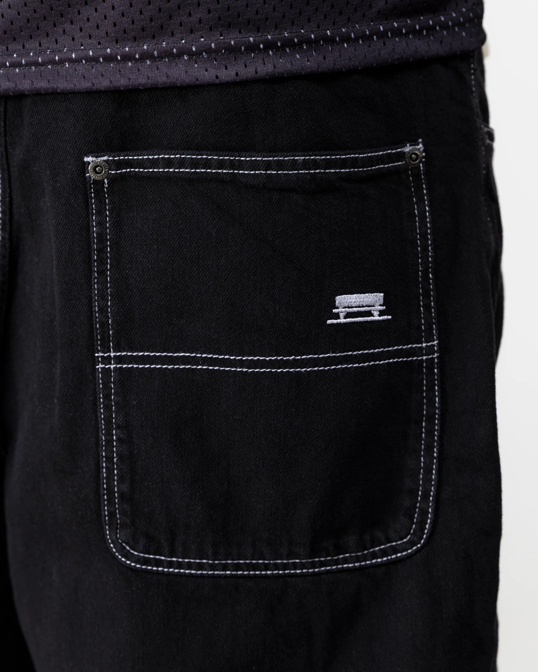 CLASSIC BAGGY DENIM SHORT - BLACK - Image 7