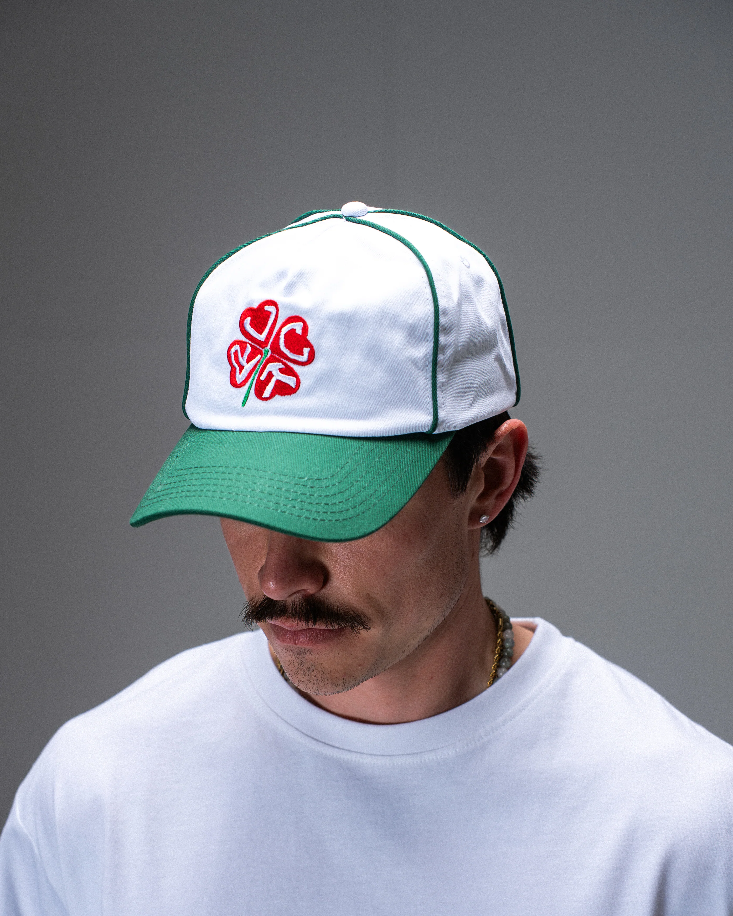 CLOVER SNAPBACK 5 PANEL WHITE & GREEN - Image 2
