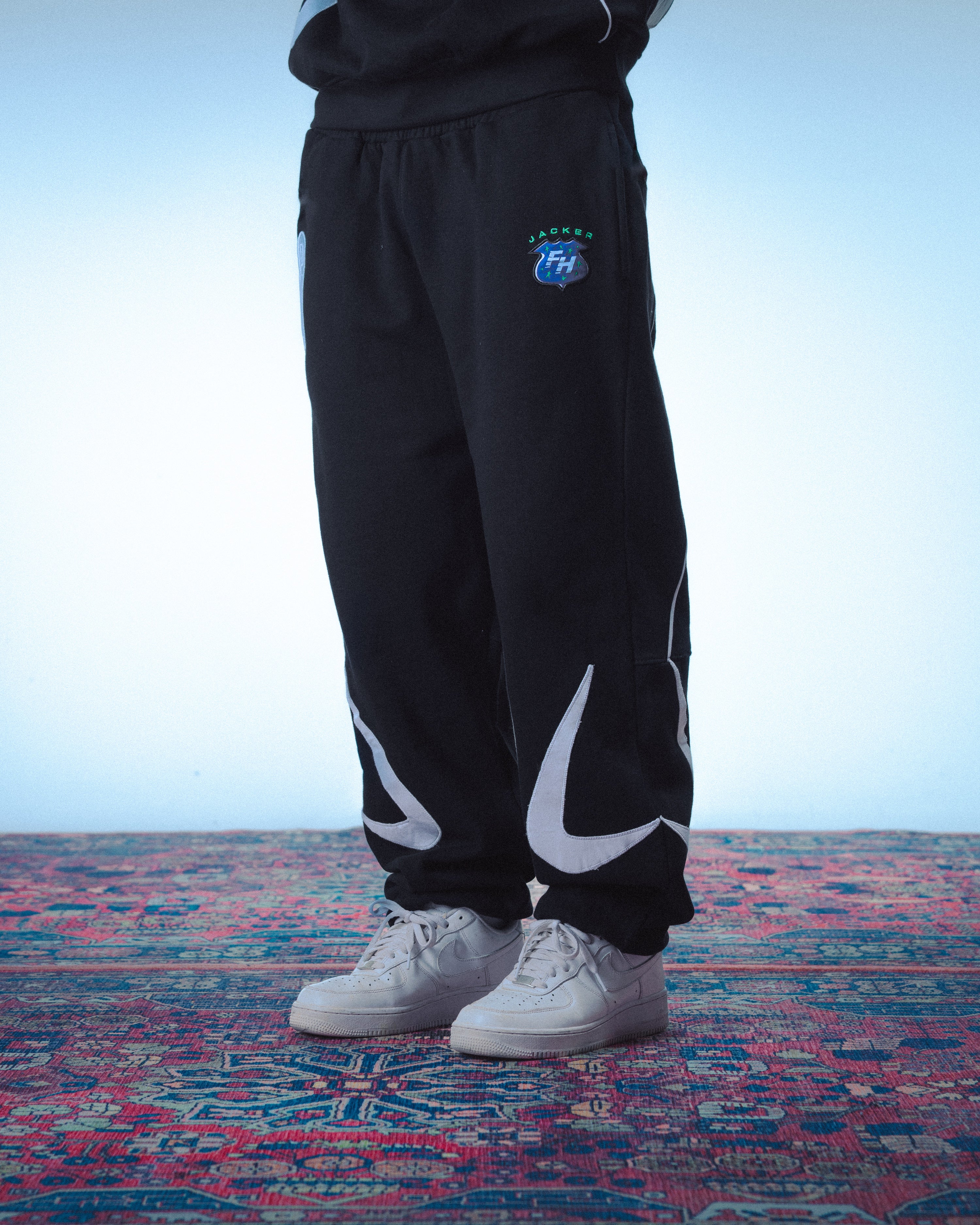JANEIRO SWEATPANT - BLACK - Image 2