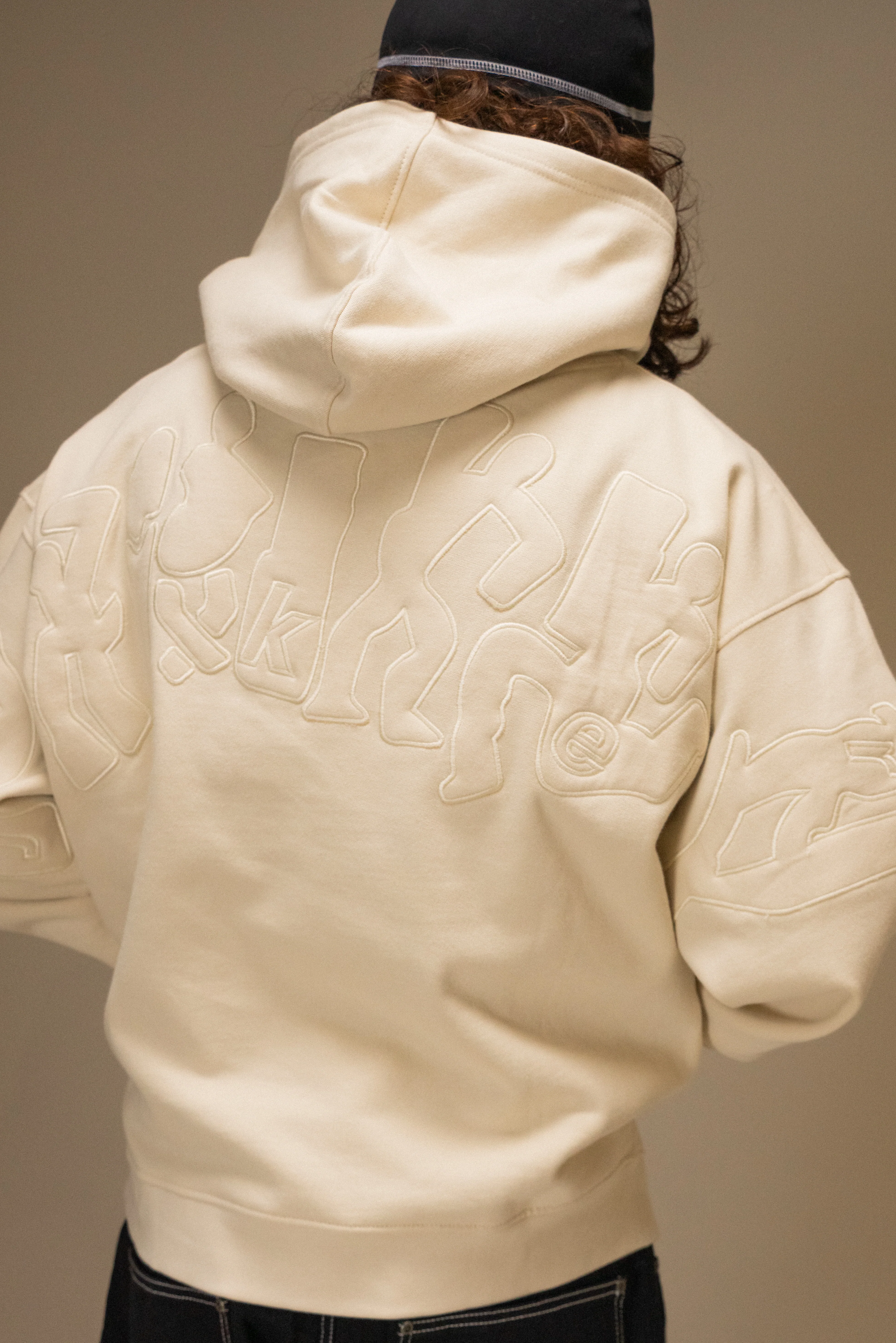 MIRROR MAZE HOODIE - BEIGE - Image 2