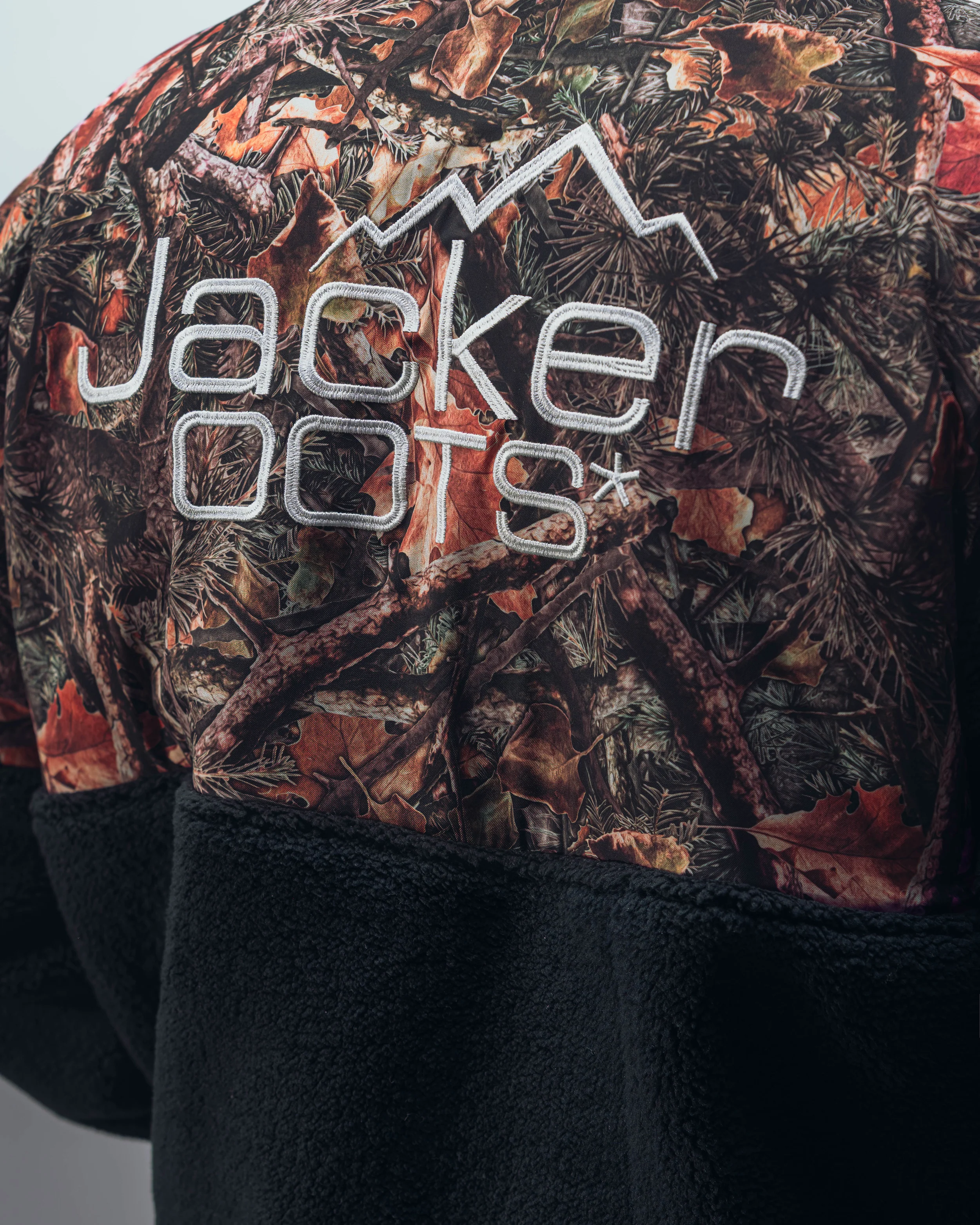 OOTS SHERPA JACKET - BLACK & AOP - Image 5