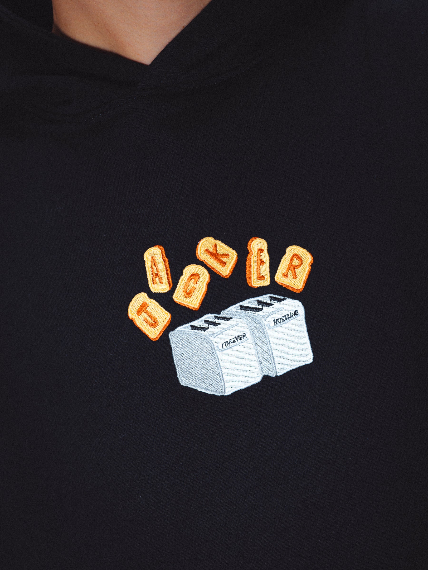 TOAST HOODIE - BLACK - Image 4