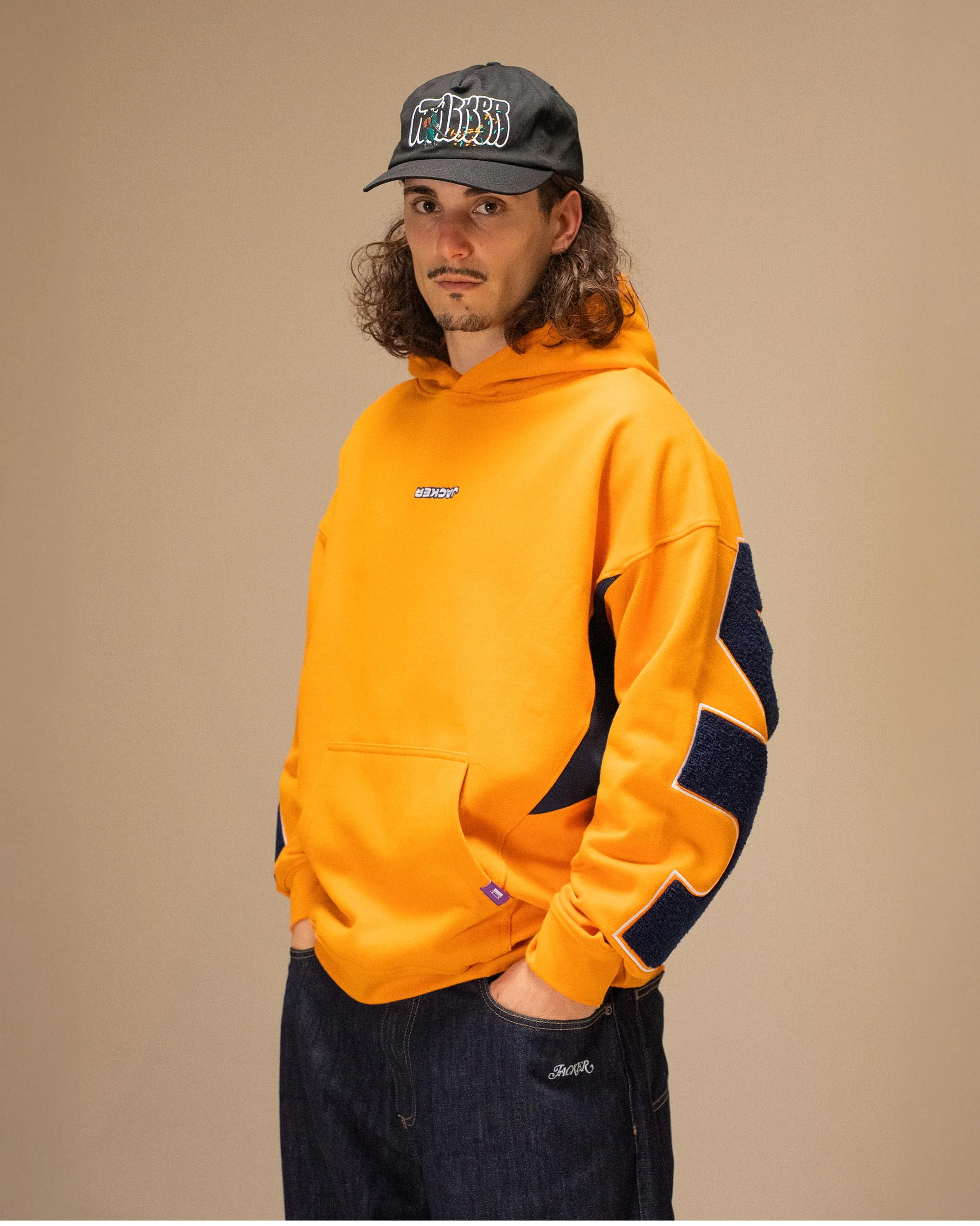 YETORIUS HOODIE - ORANGE - Image 4